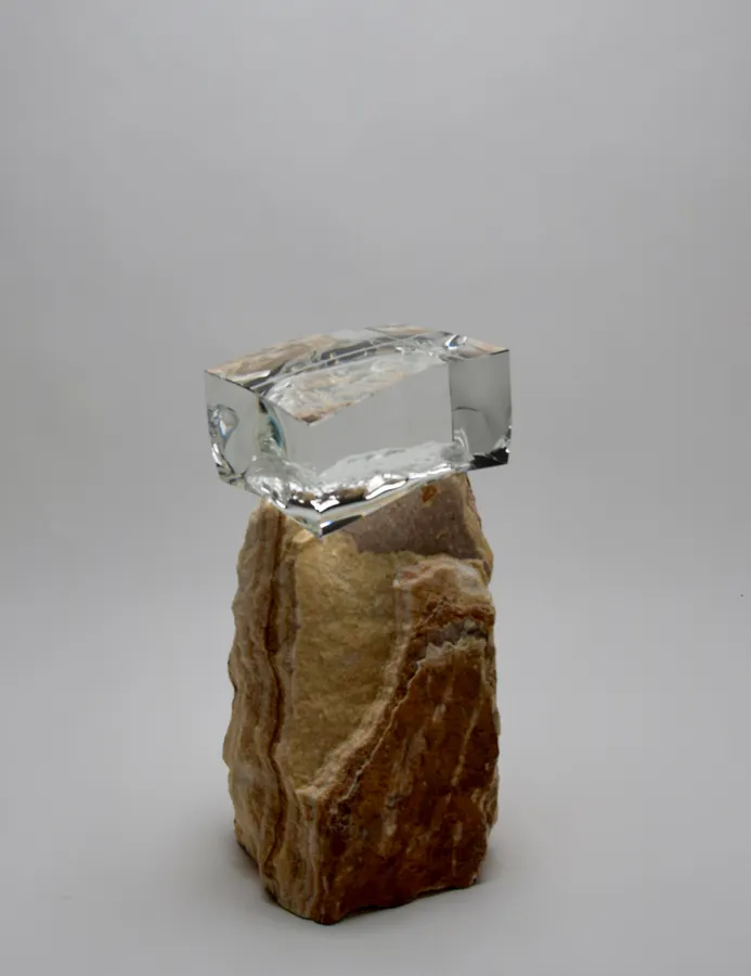 Little Light Receiver, Travertine &mdash; Vladimir Zbynovsky