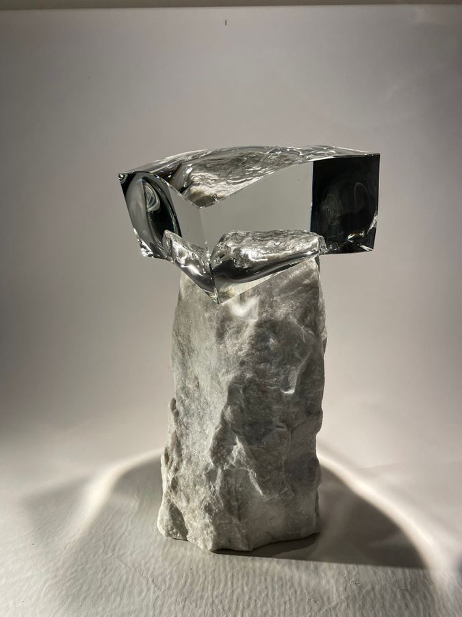 Little Light Receiver, White Marble Greece &mdash; Vladimir Zbynovsky