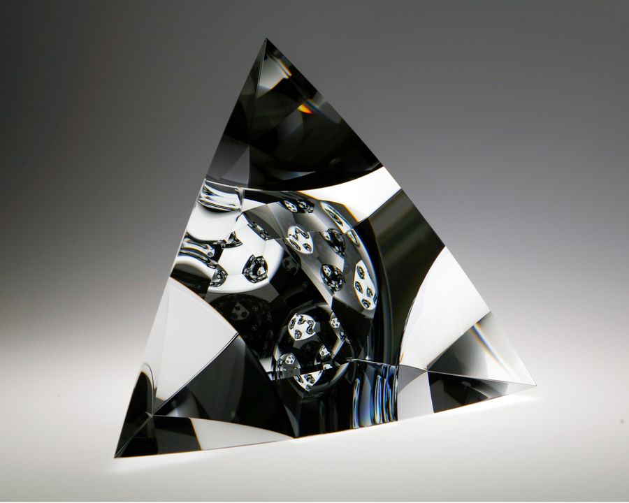 Tetrahedron Mirroring 4 in 1 &mdash; Pavol Hloska
