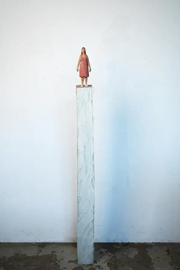 Frau auf dem Keil &mdash; Johannes Hepp