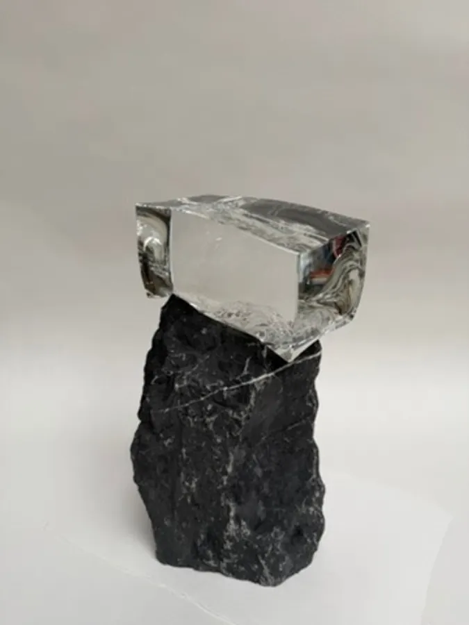 Little Light Receiver, Namur Stone &mdash; Vladimir Zbynovsky