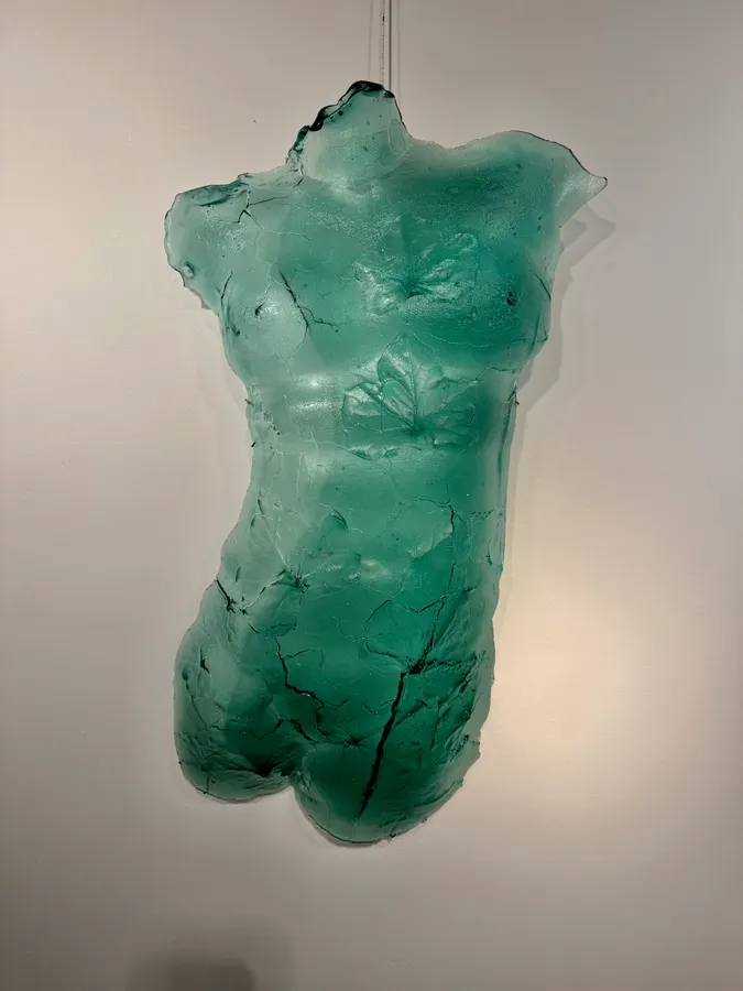 Torso Leaves I &mdash; Mari Meszaros